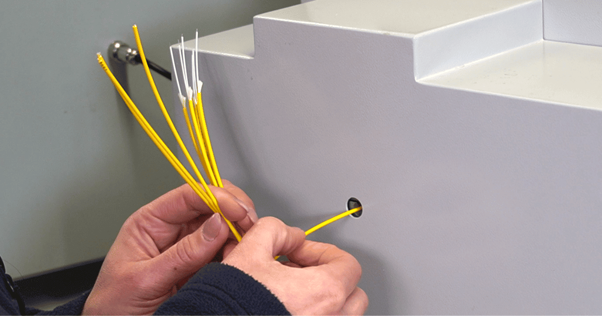 Fiber Optic Cable Manufacturing Process: Preparing the Fiber for Connectorization